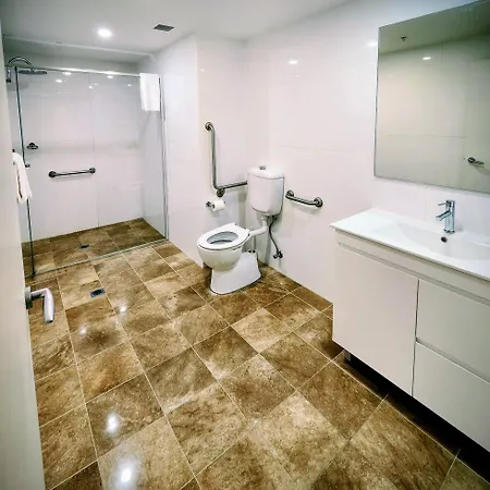 Apx World Square-2